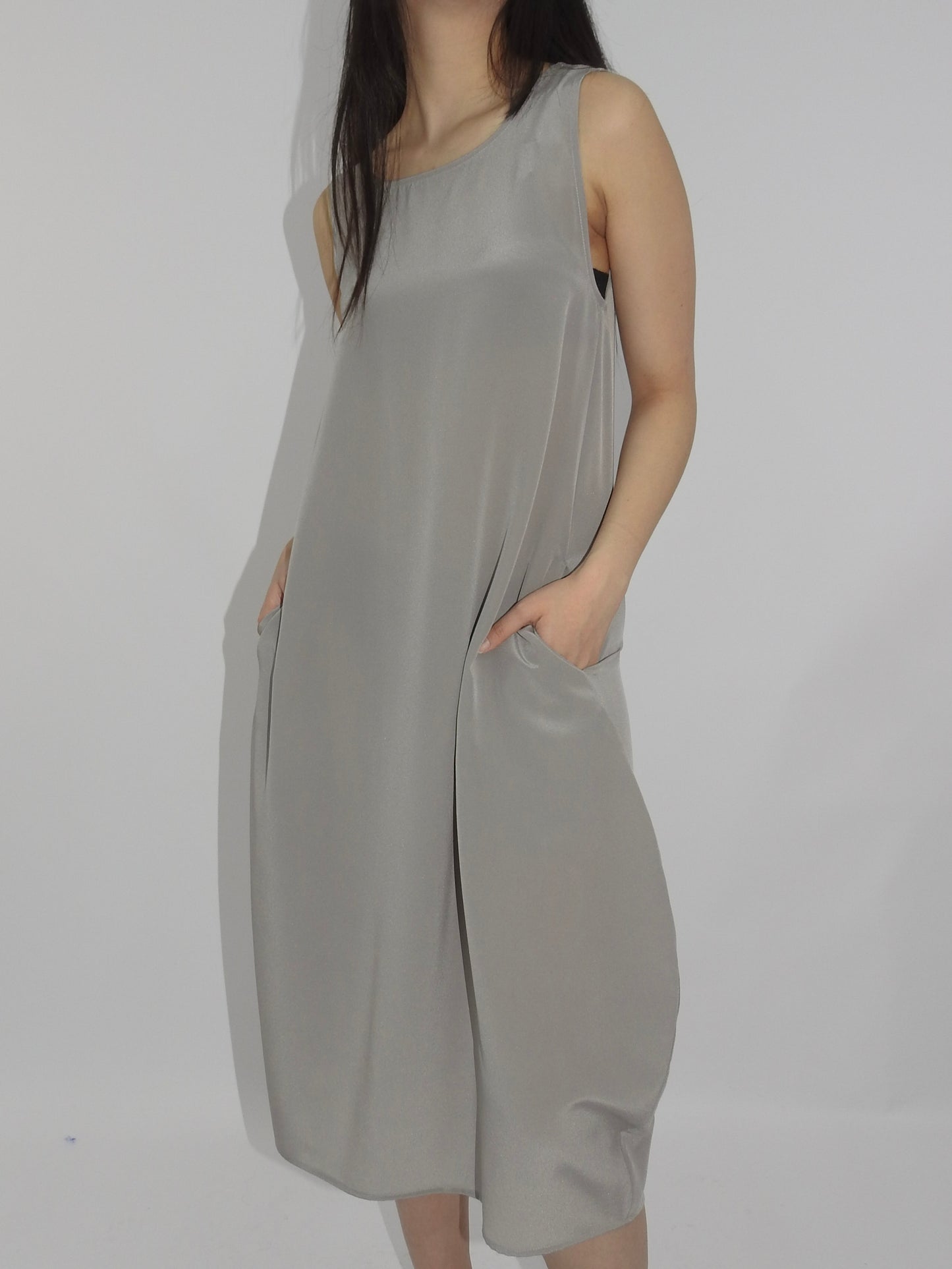 "Vase Dress" Cobble, Silk
