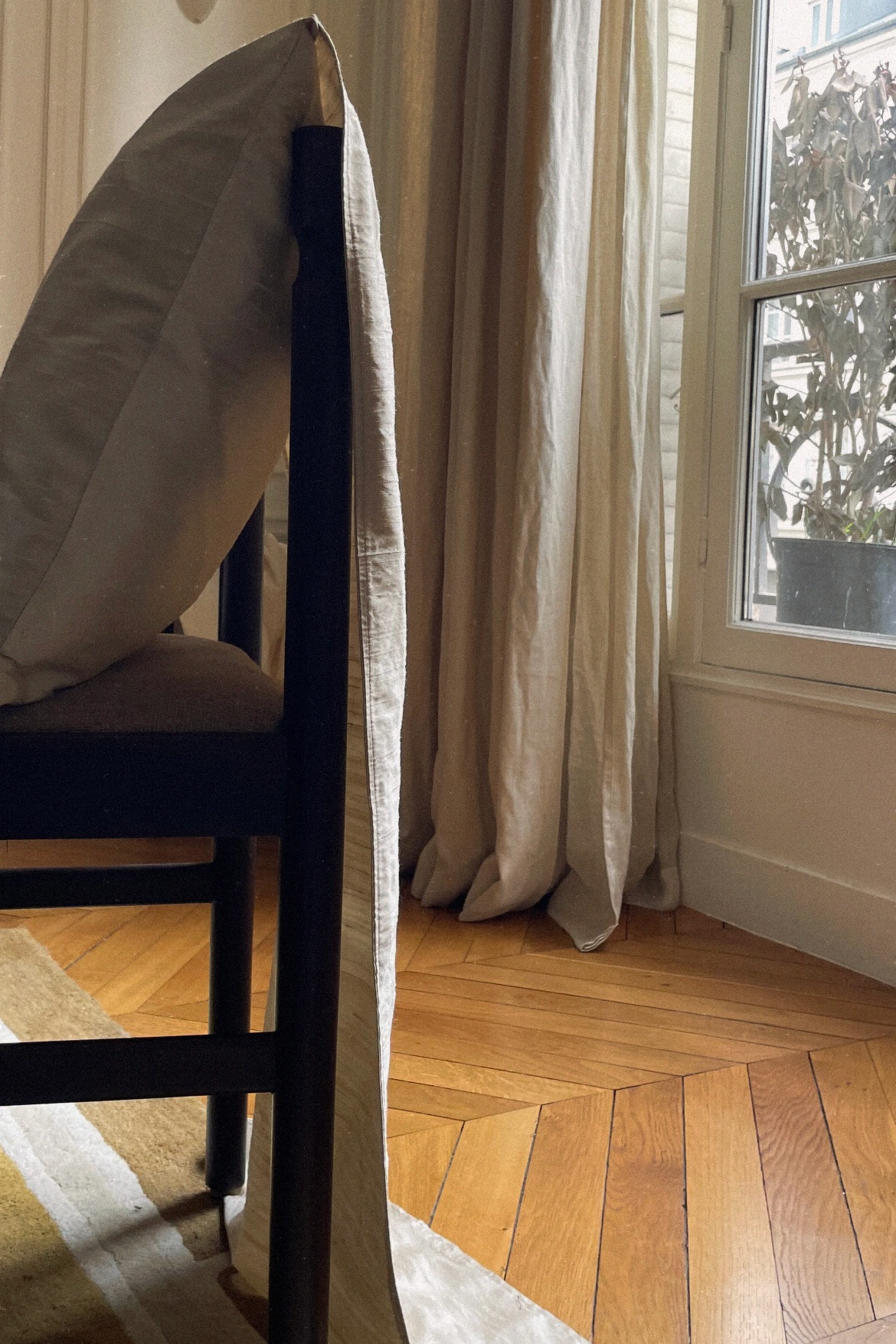 "Hanging Pillow" Ivory, Silk