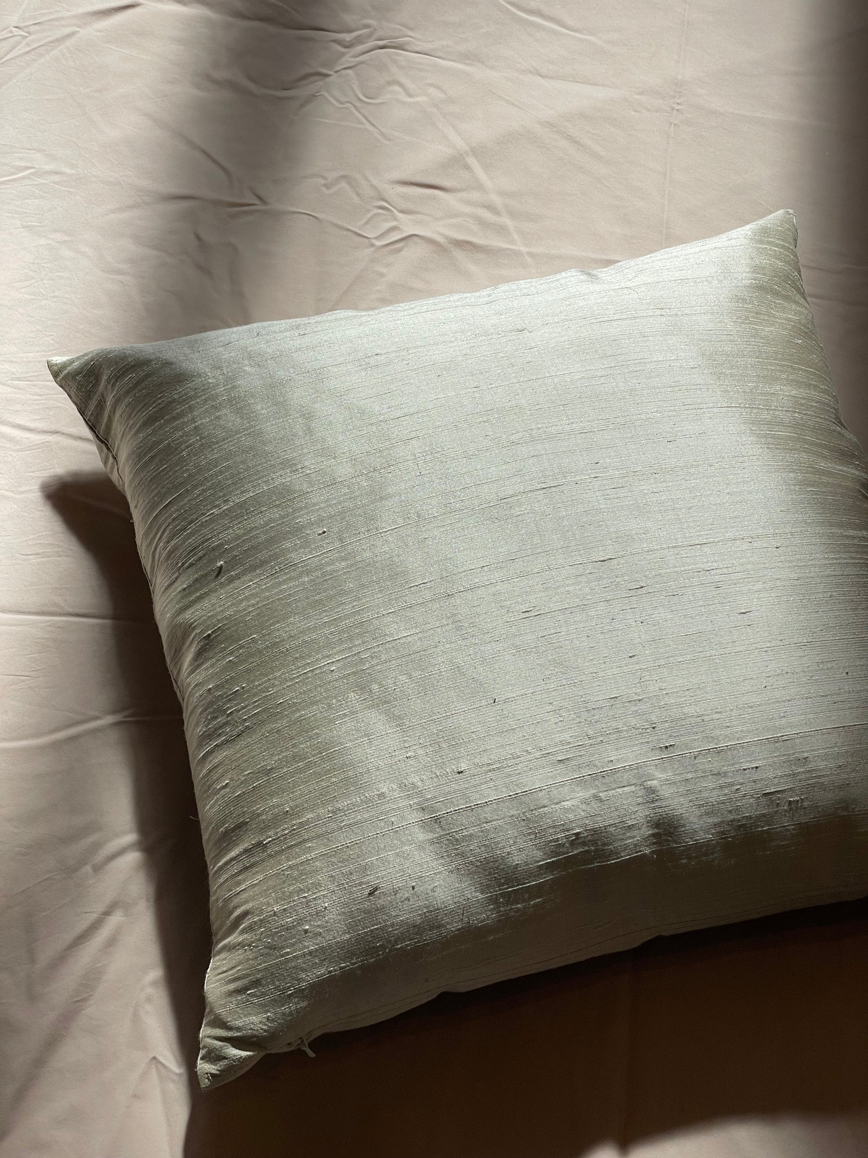 "Pillow" Ivory, Silk