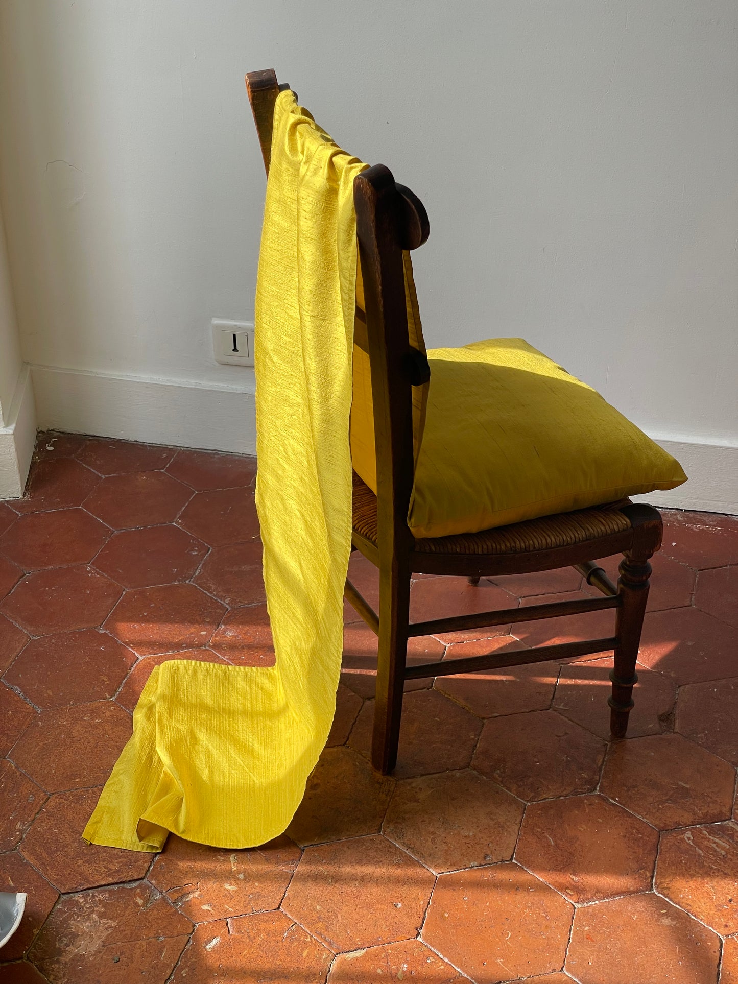 "Draped Dining Pillow" Golden, Silk