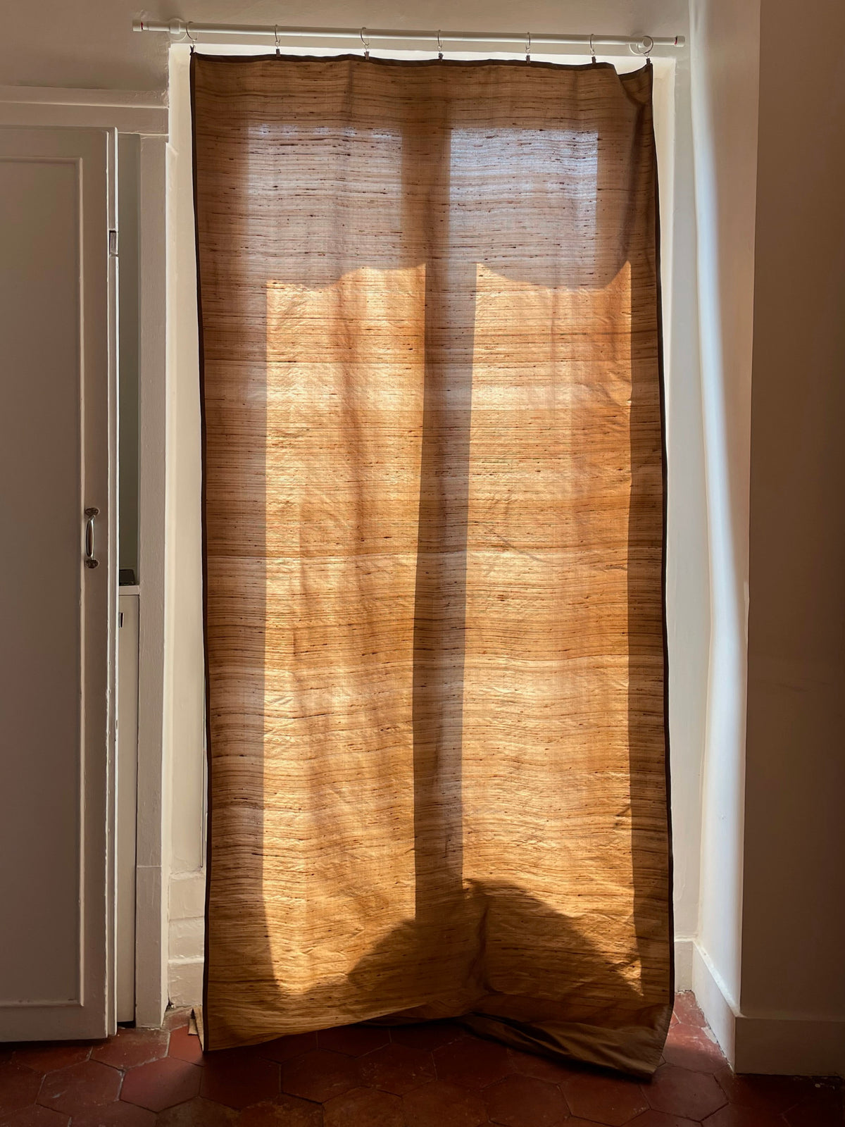"Curtain" Natural Brown, Silk